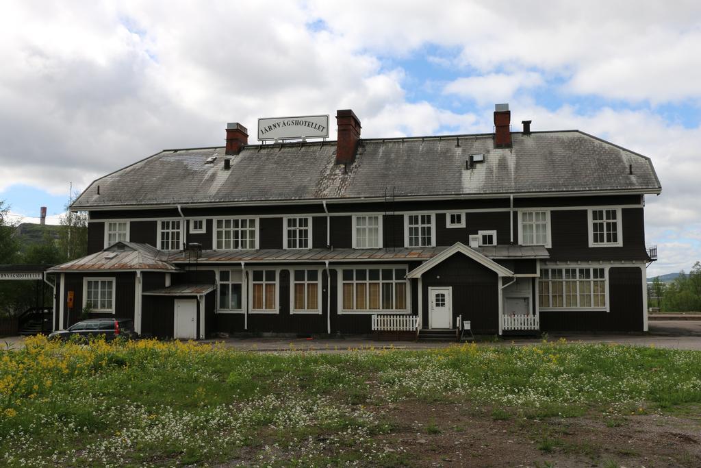 Jaernvaegshotellet Kiruna Exteriör bild